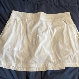 NWT Calvin Klein white skirt with built in shorts XL
